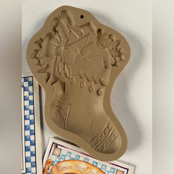 Vintage Brown Bag Cookie Art child’s Xmas stocking cookie mold. - Picture 1 of 5